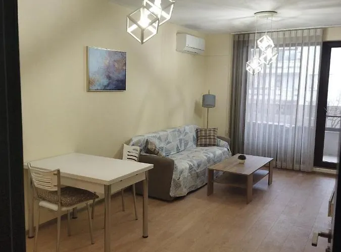 Augusta Apartament *